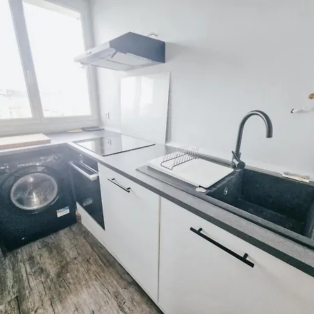 Stopover In - 3 Bedroom - Balcony *