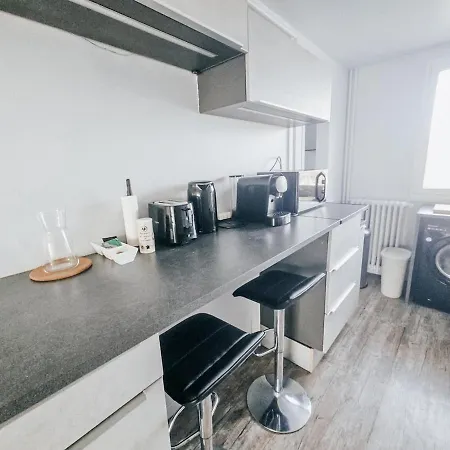 Stopover In - 3 Bedroom - Balcony Lägenhet *