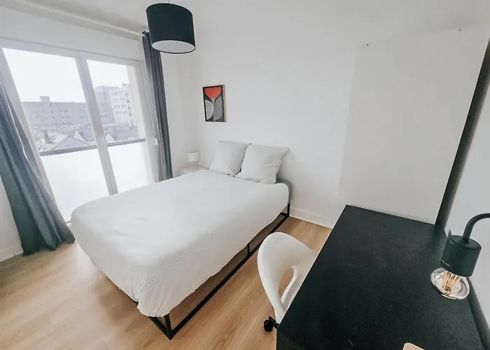 Stopover In - 3 Bedroom - Balcony Апартаменты *