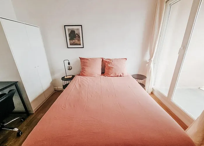 Stopover In - 3 Bedroom - Balcony *